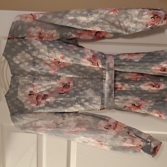 Express shorts romper - Picture 5 of 7